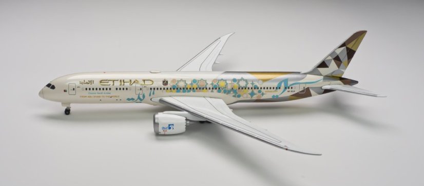 Boeing 787-9 Dreamliner Etihad Airways A6-BLN "Choose Saudi Arabia" livery;  1:500