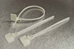 vázací pásek rozdělávací s popisovacím štítkem, 200 x 3,6 mm, štítek 13x19 mm za zámkem, nylon 66, přírodní