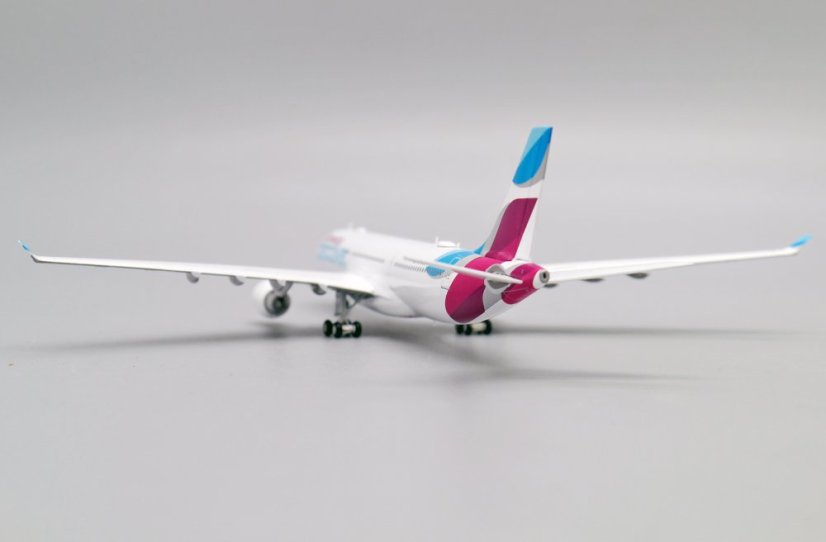 XX40013 09