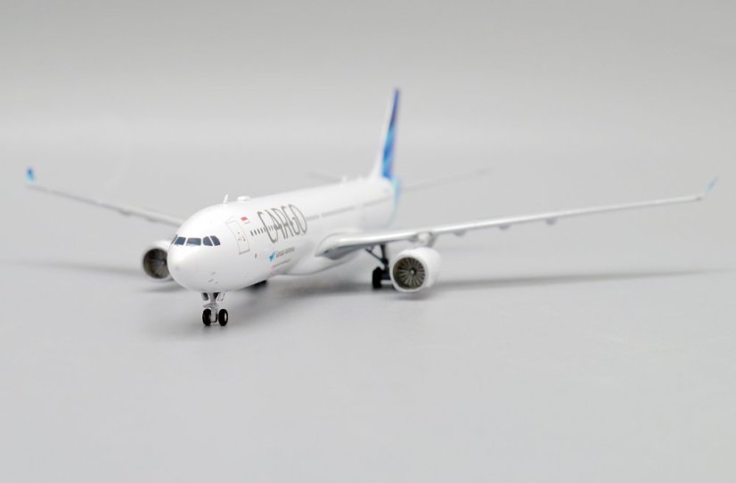 LH4251 12