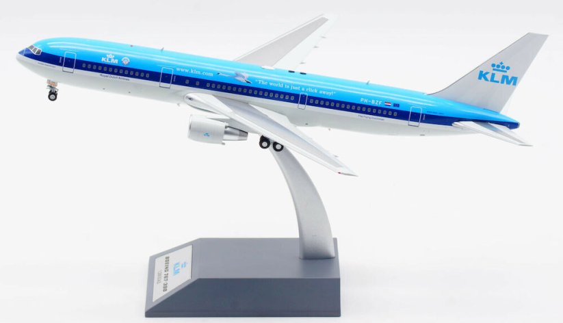 inflight 200 if763kl0621 boeing 767 300er klm ph bzf the world is just a click away 4