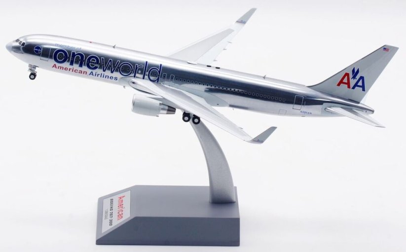 inflight 200 if763aa0323p boeing 767 300 american one world n395an polished 4