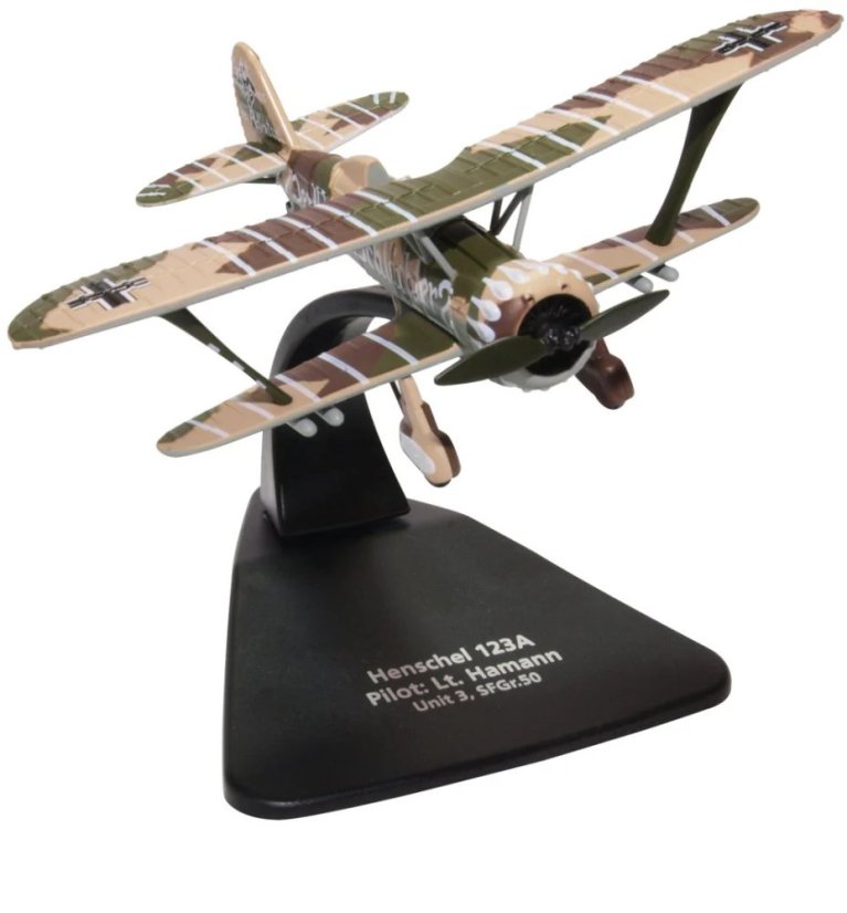 Henschel 123A Luftwaffe, Lt. Hamann, 3./Schlachtfliegergruppe 50;  1:72