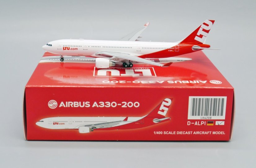 LH4208 01