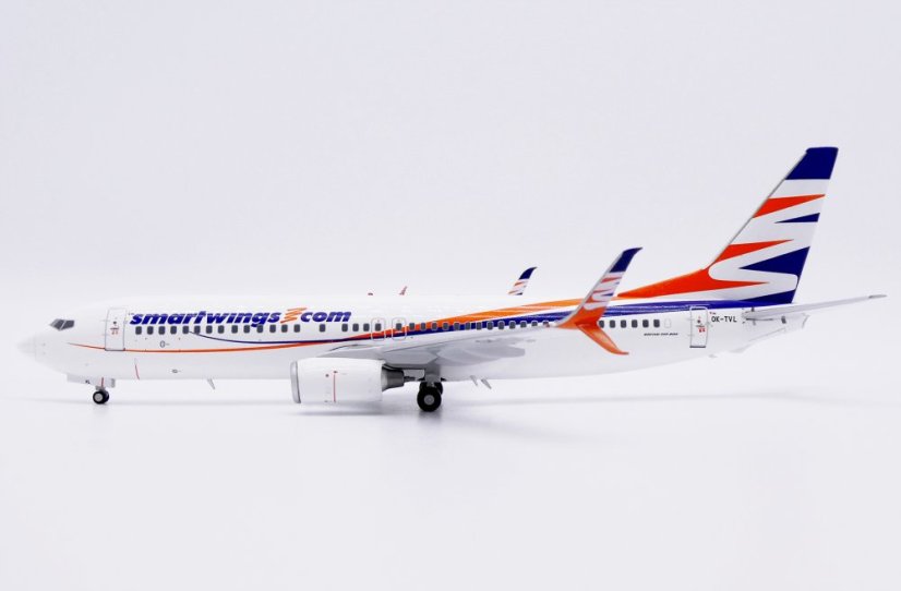 Boeing 737-800 Smartwings OK-TVL;  1:200