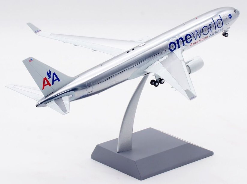 inflight 200 if763aa0323p boeing 767 300 american one world n395an polished 2
