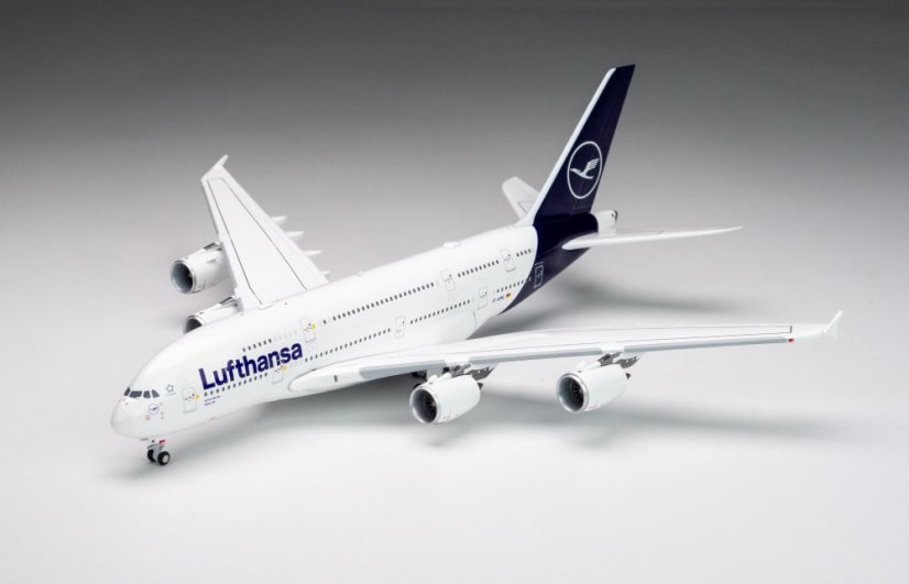 Airbus A380 Lufthansa D-AIMC;  1:400