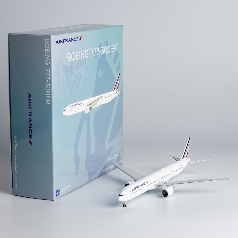 Boeing 777-300ER Air France F-GZNA;  1:400