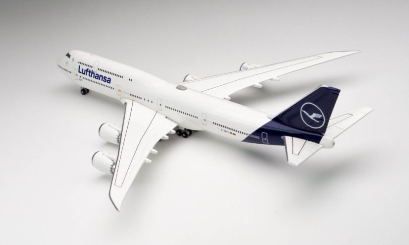 Boeing 747-8 Intercontinental Lufthansa D-ABYC;  1:500