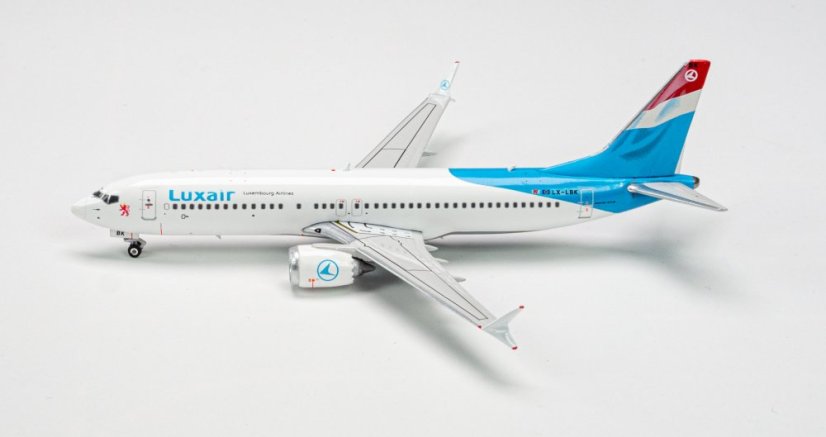 Boeing 737 MAX-8 Luxair LX-LBK;  1:400