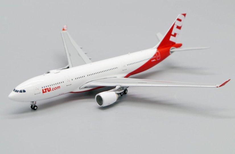 LH4208 05