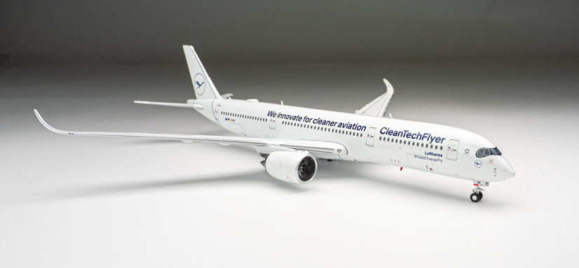 Airbus A350-900 Lufthansa D-AIVD "CleanTechFlyer" livery;  1:400