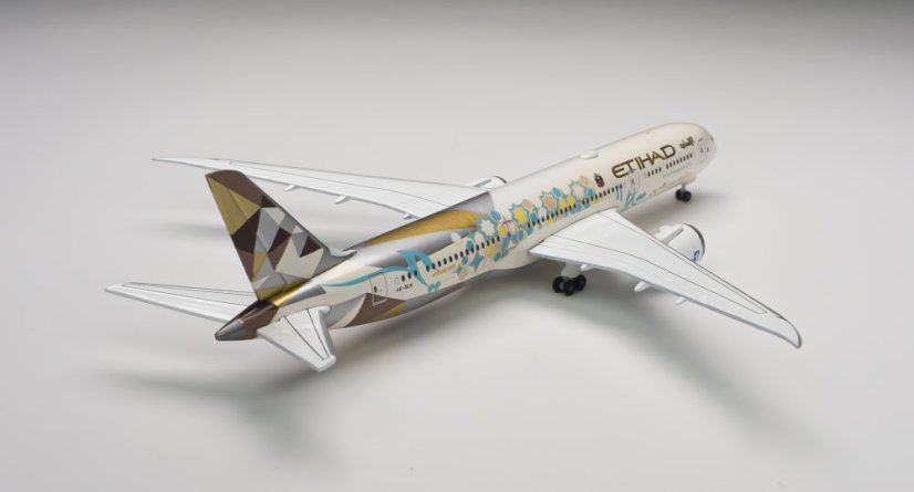 Boeing 787-9 Dreamliner Etihad Airways A6-BLN "Choose Saudi Arabia" livery;  1:500