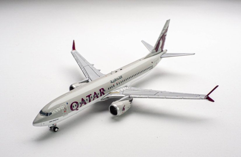 Boeing 737 MAX 8 Qatar Airways A7-BSC;  1:400