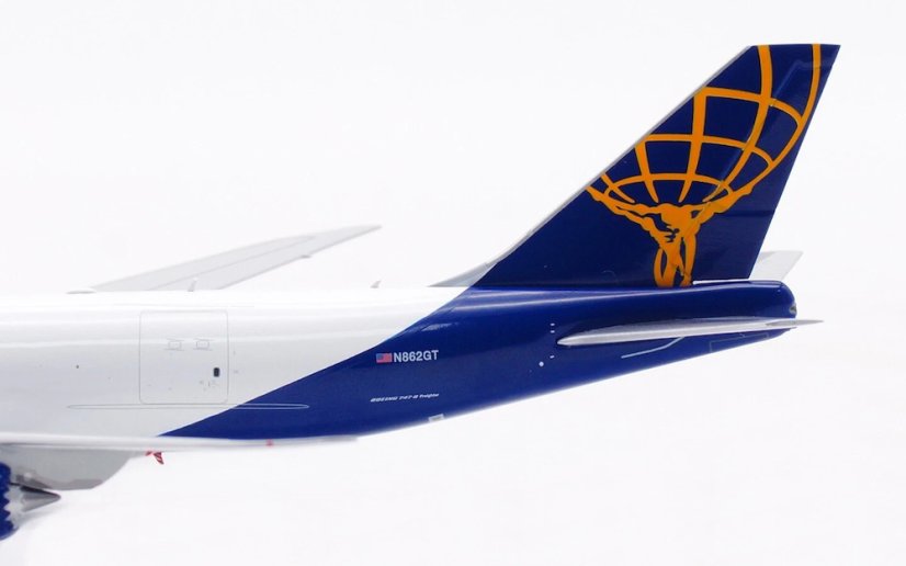 Boeing 747-8F Atlas Air/Kuehne + Nagel N862GT;  1:400
