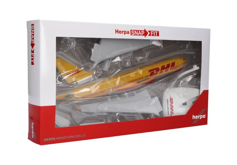 Airbus A330-200F DHL/European Air Transport D-ALMA;  1:200
