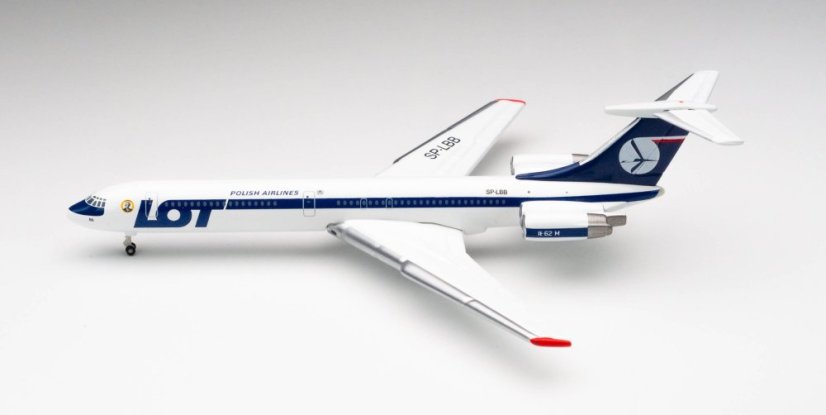 Ilyushin IL-62M LOT SP-LBB "Ignacy Paderewski";  1:500