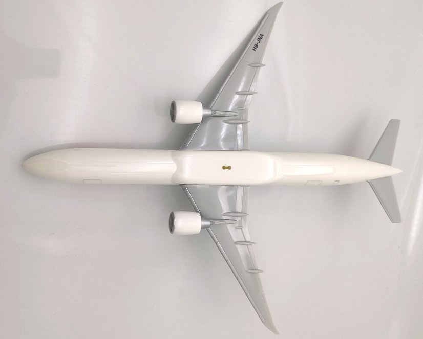 Boeing 777-300ER Swiss HB-JNA;  1:200