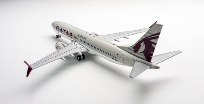 Boeing 737 MAX 8 Qatar Airways A7-BSC;  1:400