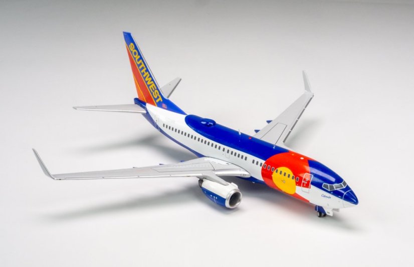 Boeing 737-700 Southwest Airlines N230WN "Colorado One" livery;  1:200