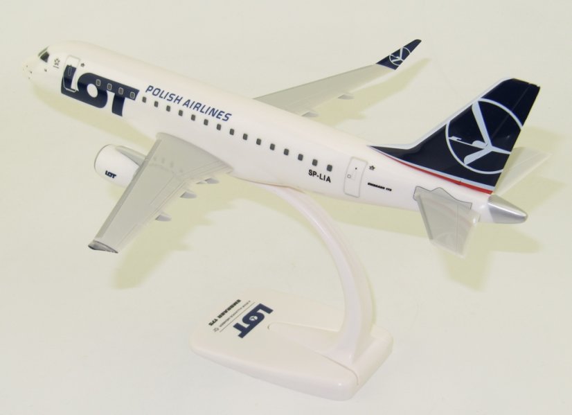 Embraer ERJ175 LOT Polish Airlines;  1:100