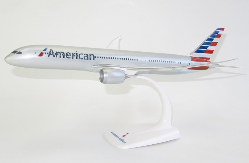 Boeing 787-9 Dreamliner American Airlines N841AN;  1:200