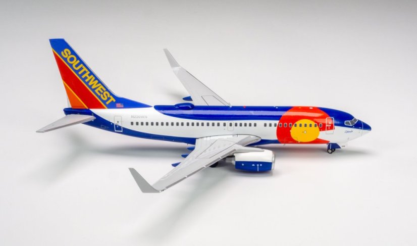 Boeing 737-700 Southwest Airlines N230WN "Colorado One" livery;  1:200