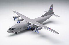 Antonov An-12 Czech Air Force 2105;  1:200
