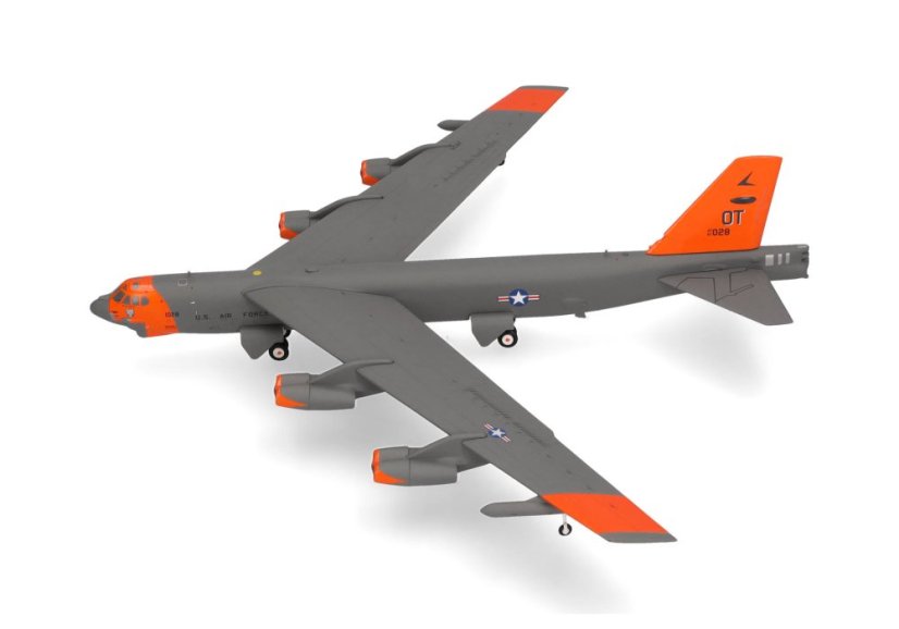 Boeing B-52H Stratofortress 61-0028 USAF U.S. Air Force "Test orange" livery;  1:200