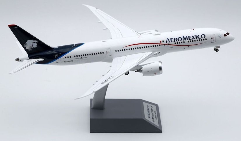 inflight 200 if789am1023 boeing 787 9 dreamliner aeromexico xa dhn 5