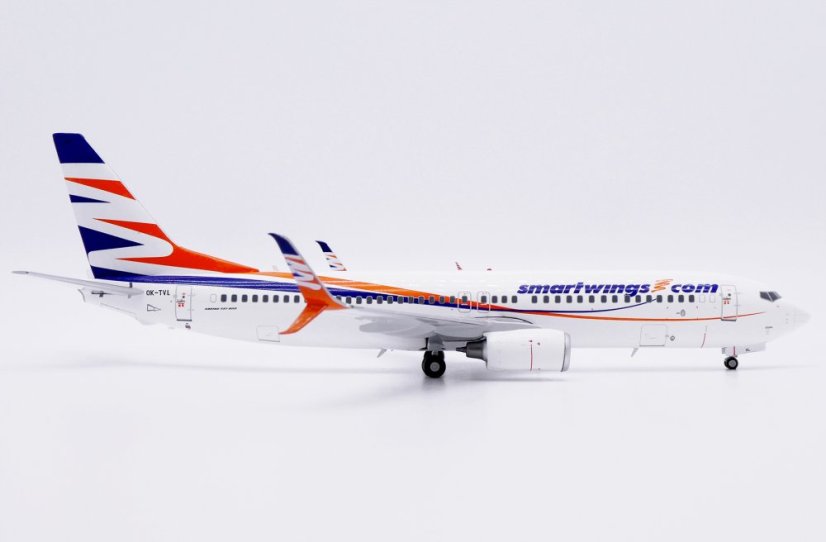 Boeing 737-800 Smartwings OK-TVL;  1:200