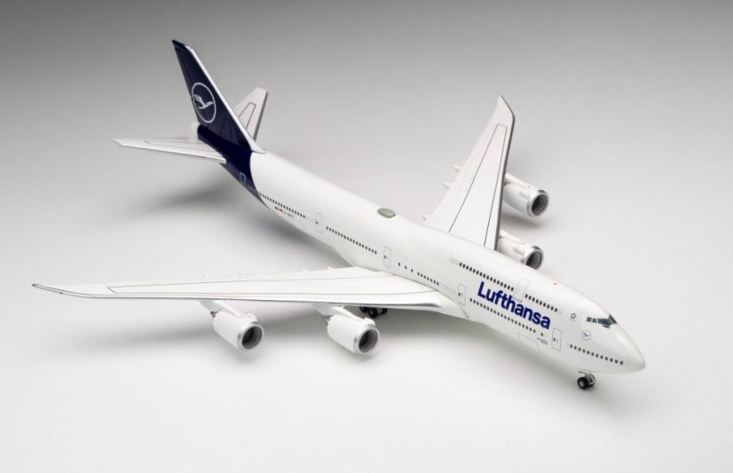 Boeing 747-8 Intercontinental Lufthansa D-ABYC;  1:500