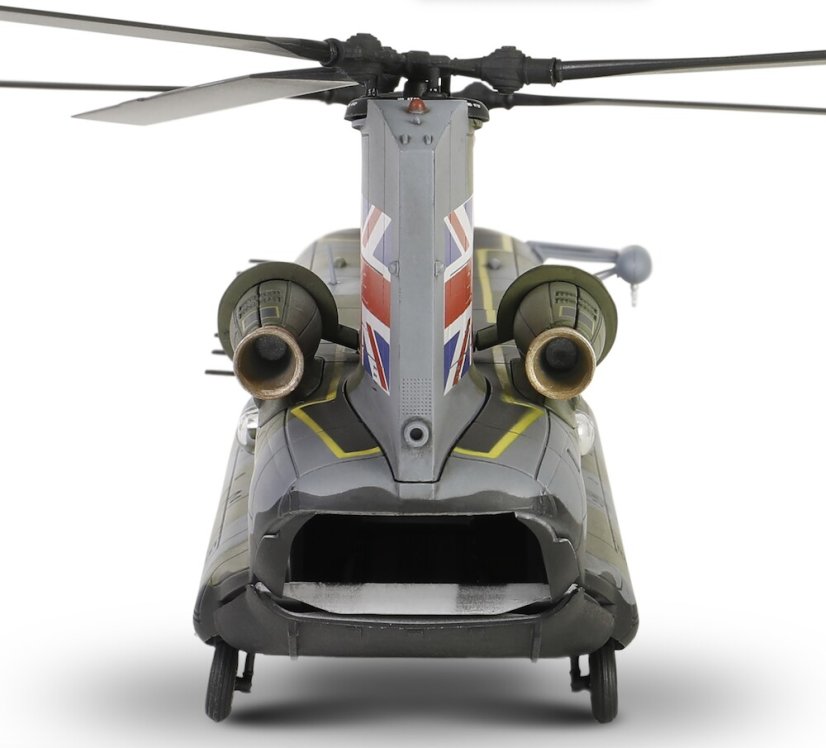 Boeing CH MK1 Chinook RAF Royal Air Force ZA711 No.7 Squadron, Task Force Libanon 1984;  1:72