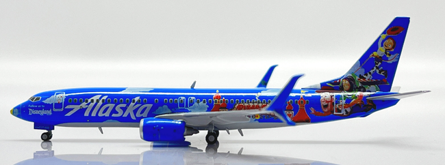 jc wings ew4738009 boeing 737 800 alaska airlines pixar pier n537as