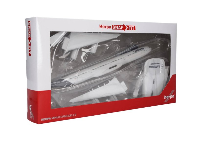 Airbus A340-600 Lufthansa D-AIHI;  1:250