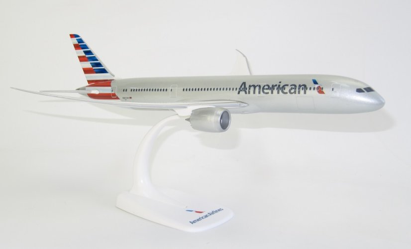 Boeing 787-9 Dreamliner American Airlines N841AN;  1:200