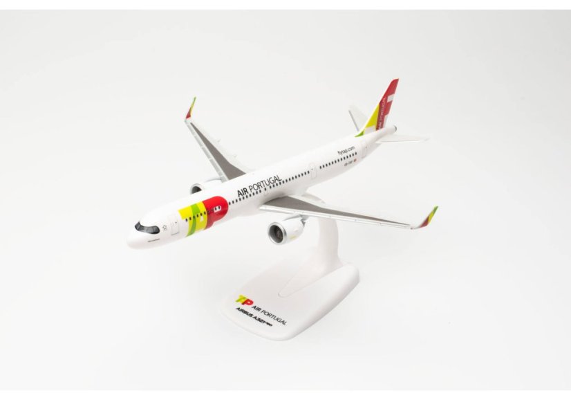 Airbus A321LR TAP Air Portugal CS-TXF;  1:200