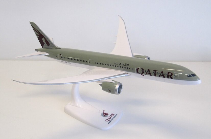 Boeing 787-9 Dreamliner Qatar Airways A7-BHH;  1:200