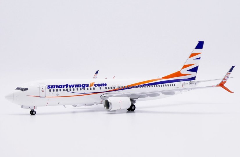 Boeing 737-800 Smartwings OK-TVL;  1:200