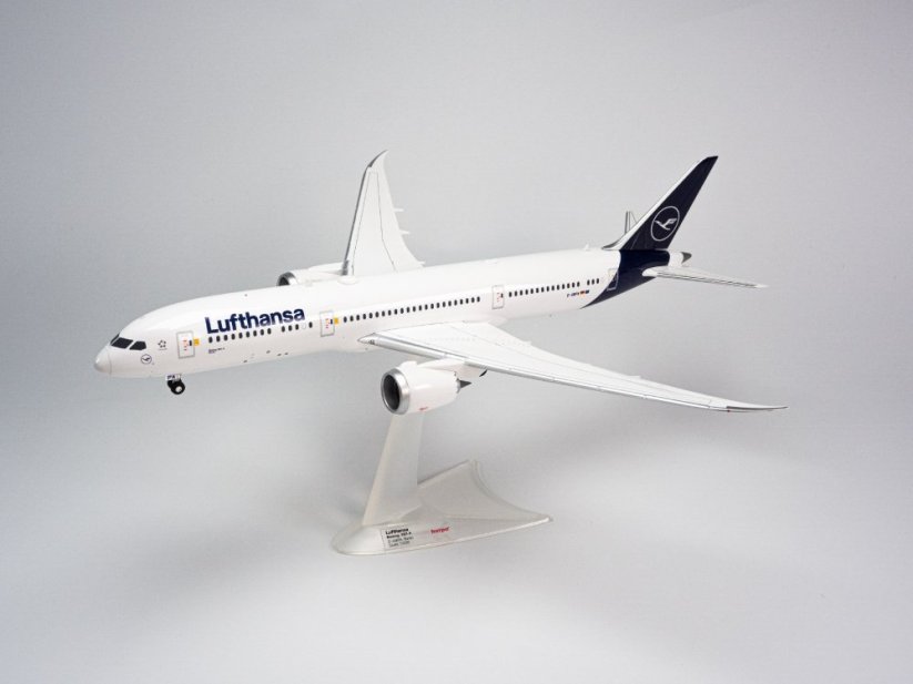 B787 9 Lufthansa 3