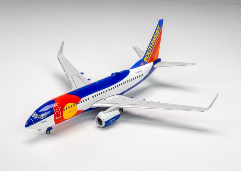 Boeing 737-700 Southwest Airlines N230WN "Colorado One" livery;  1:200