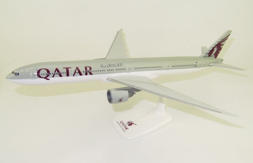Boeing 777-300ER Qatar Airways A7-BEJ;  1:200