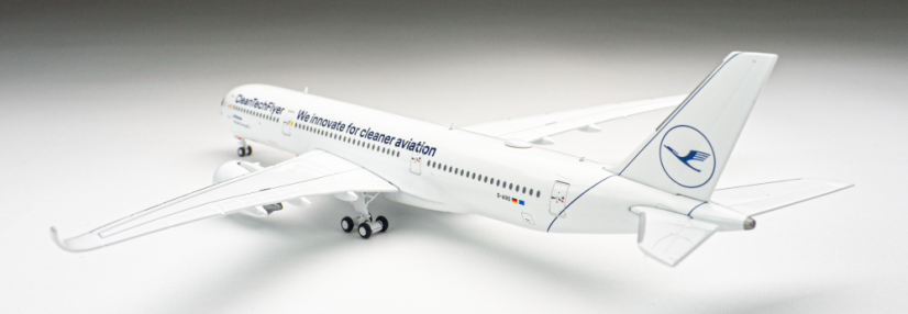 Airbus A350-900 Lufthansa D-AIVD "CleanTechFlyer" livery;  1:400