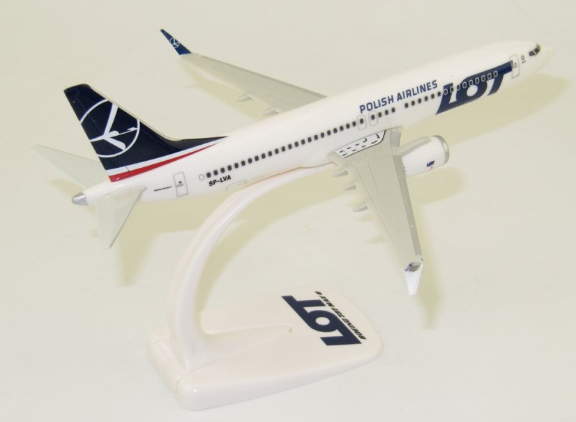 Boeing 737 MAX 8 SP-LVA LOT Polish Airlines;  1:200