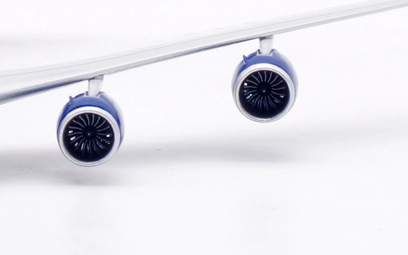 Boeing 747-8F Atlas Air/Kuehne + Nagel N862GT;  1:400