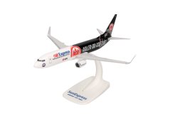 Boeing 737-800 Sun Express TC-SPM "Eintracht Frankfurt - SGE Express, Adler im Anflug" livery;  1:200