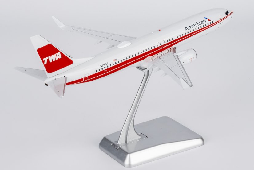Boeing 737-800 American Airlines N915NN "TWA retro" livery;  1:200
