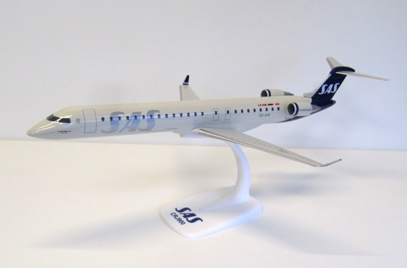 Bombardier CRJ900LR SAS Scandinavian Airlines ES-ACK;  1:100