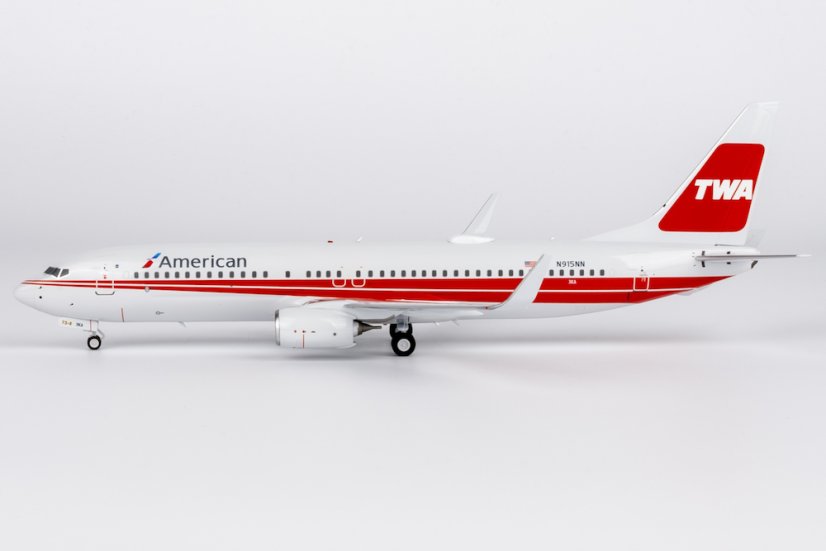 Boeing 737-800 American Airlines N915NN "TWA retro" livery;  1:200