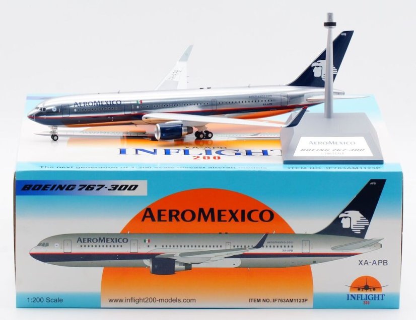 inflight 200 if763am1123p boeing 767 300er aeromexico xa apb 2